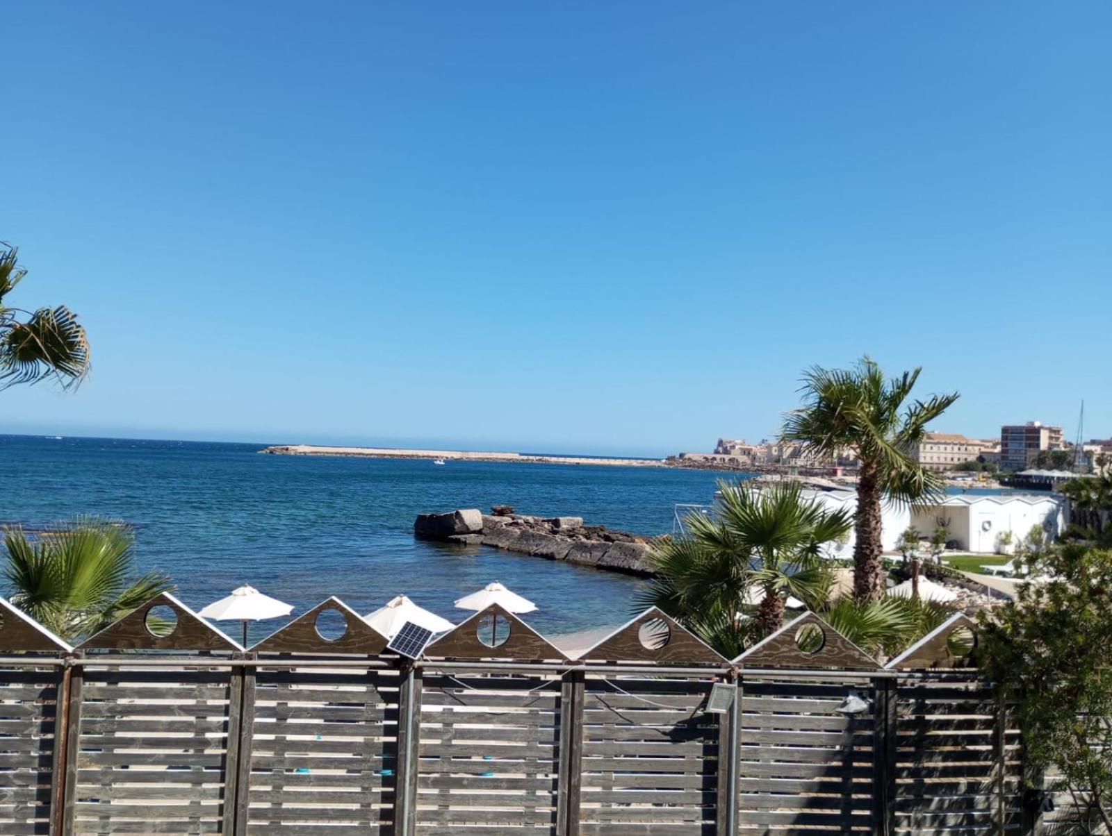 Sea View Apartment Syracuse Екстер'єр фото